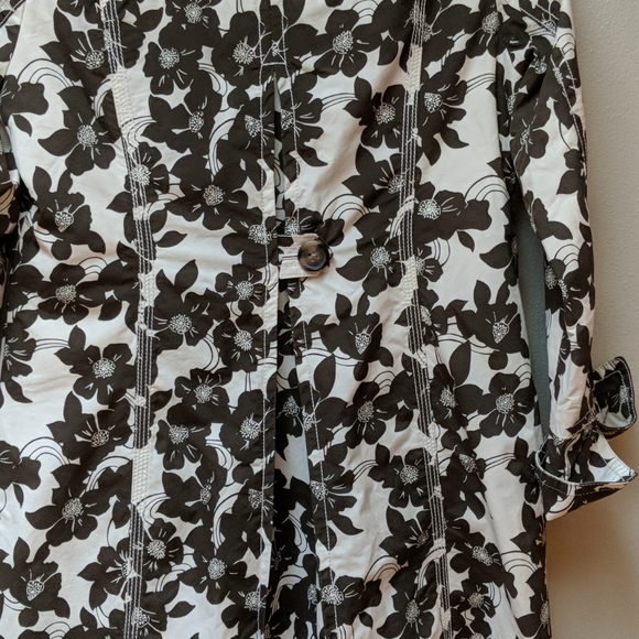 Eddie Bauer floral rain jacket - Picture 5 of 6